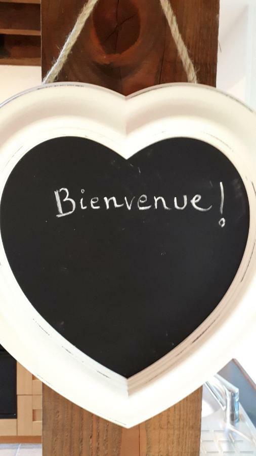Gite Du Sorbier Le Chalard Exteriér fotografie